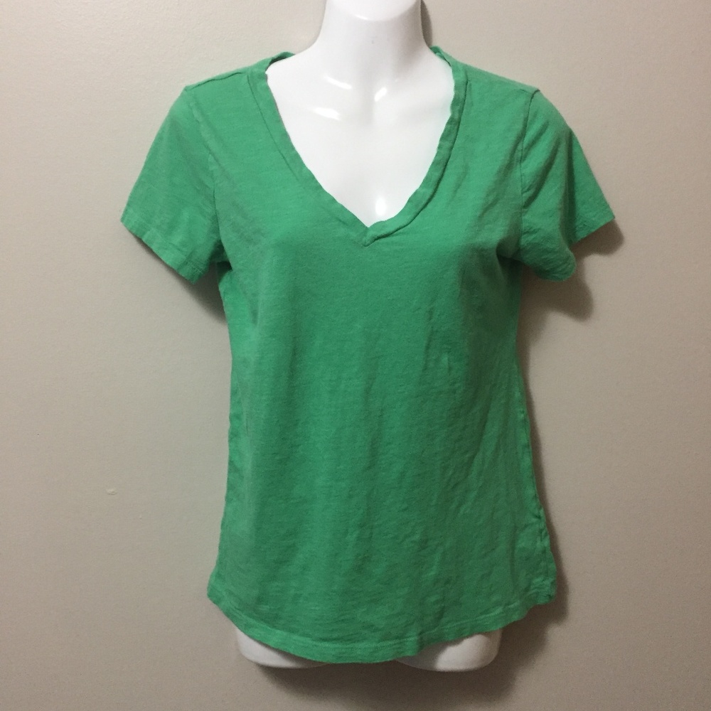 Small Old Navy Green Vintage V-Neck
